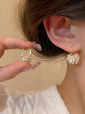 Boucles d'Oreilles Créoles Cristal Bouquet de Fleurs Vintage Blanc 3